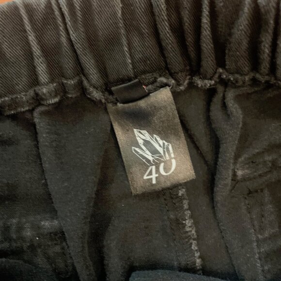 40404o Belmont Cargo Techwear Pants, size medium (review description) - Picture 8 of 12